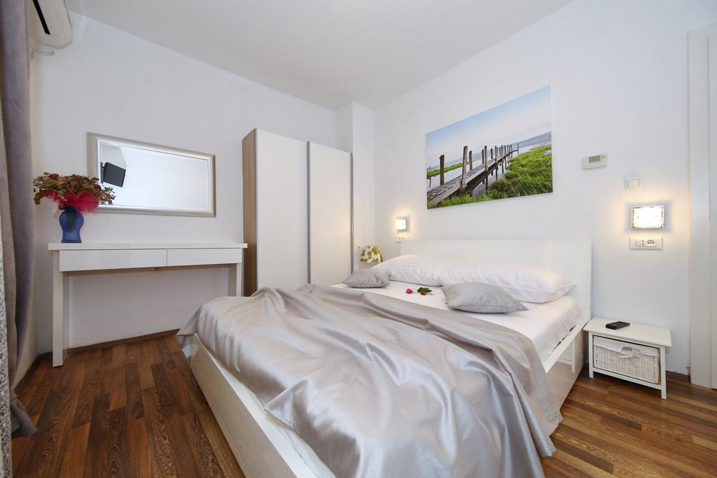 Apartments Maruna Self Check-In Zadar Dış mekan fotoğraf